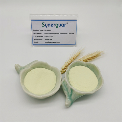 La gomme de guar senior de haute qualité a une viscosité élevée et un degré moyen de substitution pour les soins à domicile.