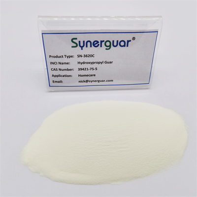La gomme de guar supérieure de qualité supérieure a une viscosité moyenne et une transparence élevée pour les soins à domicile.