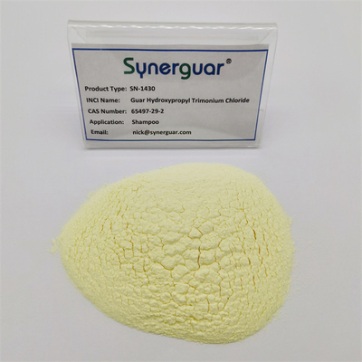 Blanc au chlorure jaunâtre de Hydroxypropyltrimonium de guar pour le modificateur de rhéologie de shampooing de cheveux